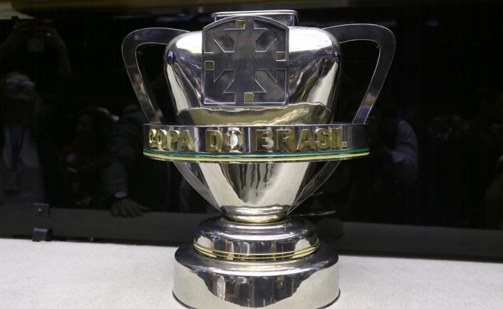 O Flamengo levou &agrave; C&acirc;mara a ta&ccedil;a ganha na Copa do Brasil