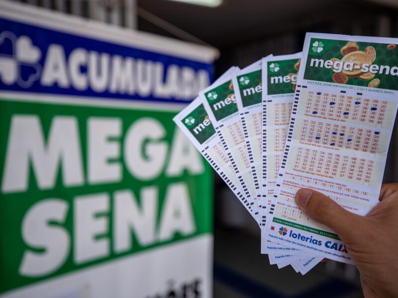 Vai ter Mega-Sena, Lotofácil e Quina no Carnaval? Veja calendário