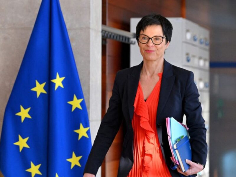 Derrota de Orbán na Hungria pode destravar ajuda militar à Ucrânia, afirma UE